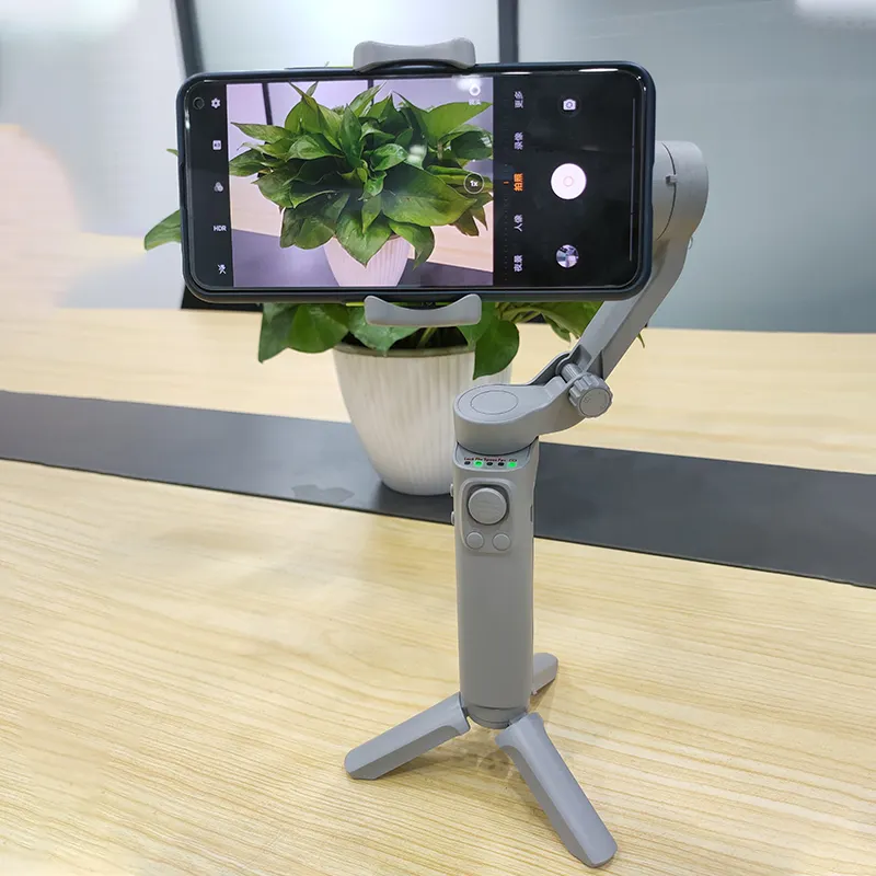 Akıllı Telefonlar İçin Harekete Duyarlı Akıllı Gimbal Tripod